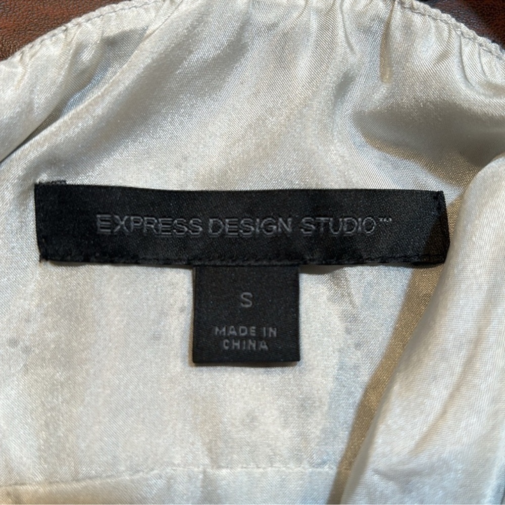 EXPRESS DESIGN STUDIO 100% Silk Shiny Gray with Black Print Tank Top Size S - Picture 6 of 7
